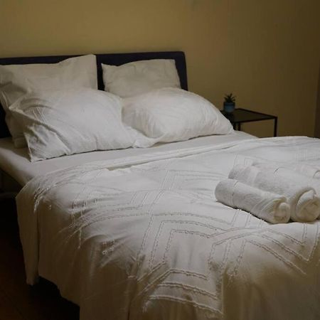 Family Friendly 1 Bed Appartment Brussel Bagian luar foto