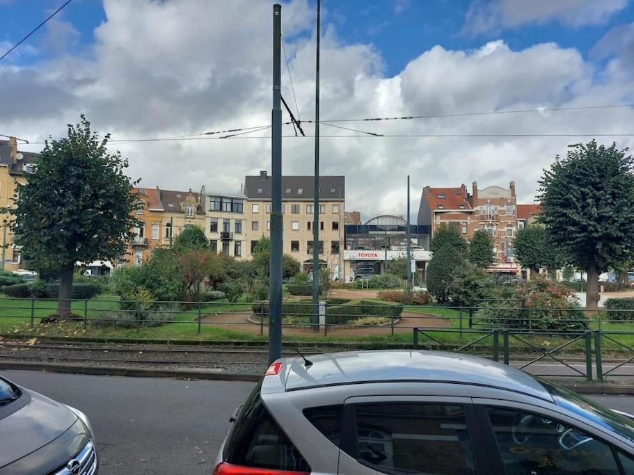 Family Friendly 1 Bed Appartment Brussel Bagian luar foto