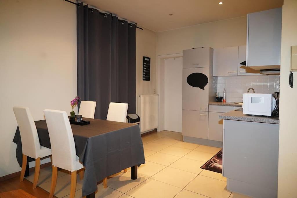 Family Friendly 1 Bed Appartment Brussel Bagian luar foto