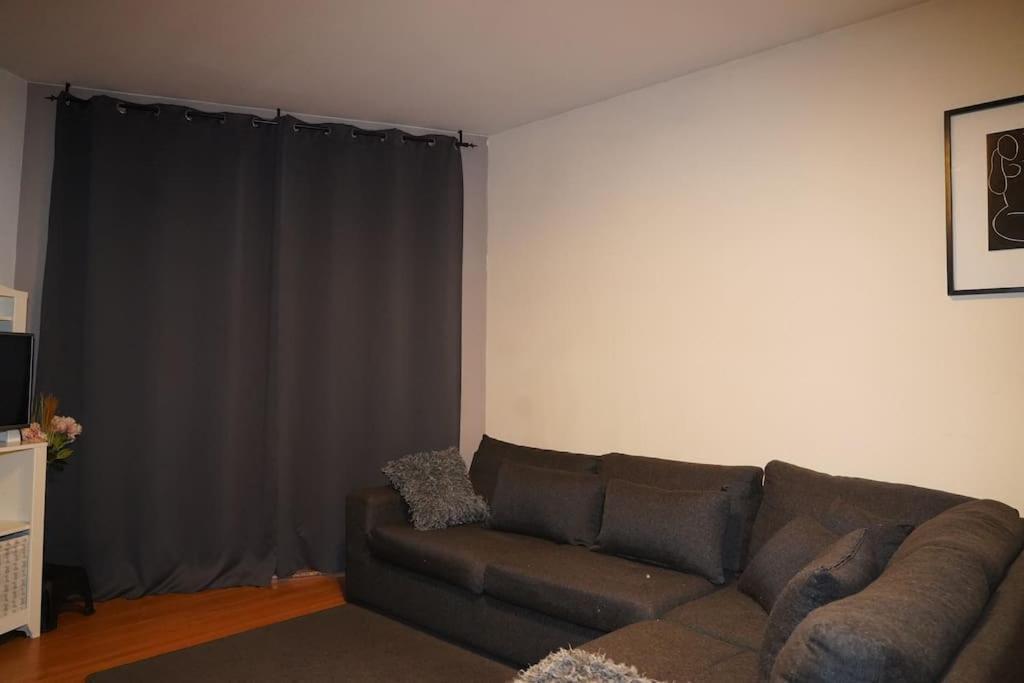 Family Friendly 1 Bed Appartment Brussel Bagian luar foto