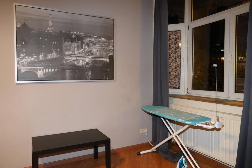 Family Friendly 1 Bed Appartment Brussel Bagian luar foto
