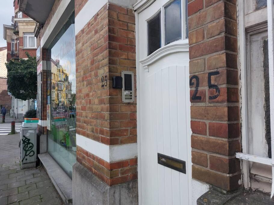 Family Friendly 1 Bed Appartment Brussel Bagian luar foto